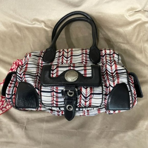 Marc Jacobs Fabric and Syintetic leahter Purse Black White Red  - RARE - Picture 1 of 12